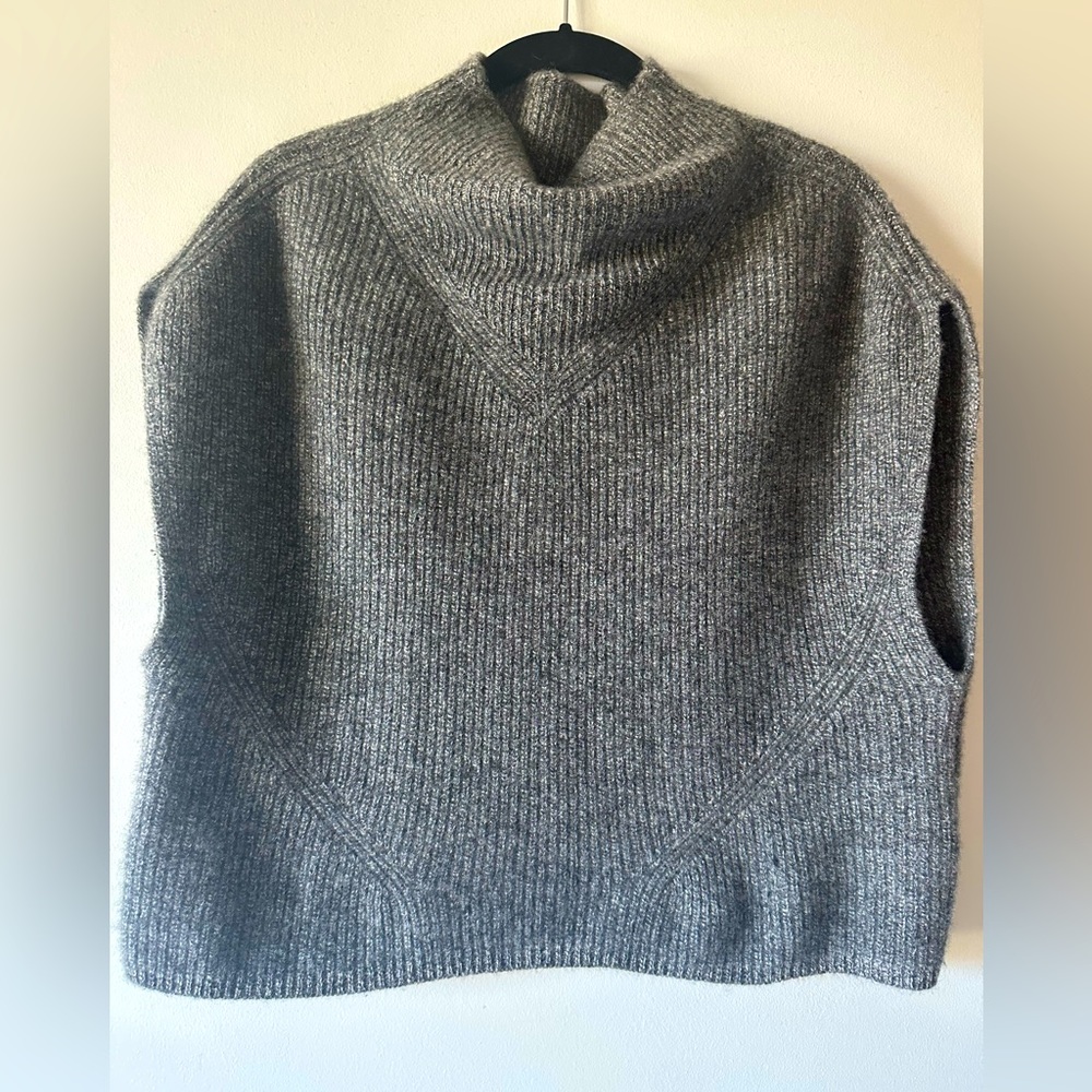 Sleeveless pullover top cashmere Anthropologie size M